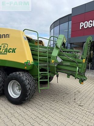 Empacadora gigant - Krone - 1270 xc