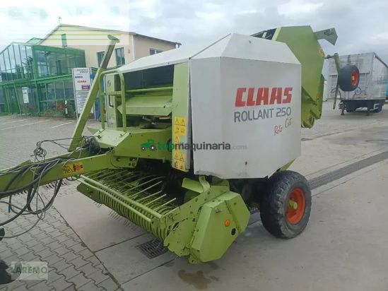 Empacadora gigant - Claas - rollant 250 rc rotocut