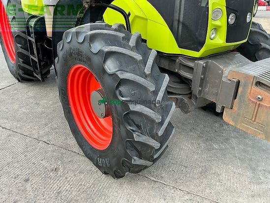 Tractor agrícola - Claas - axion 820 tractors (st27529)
