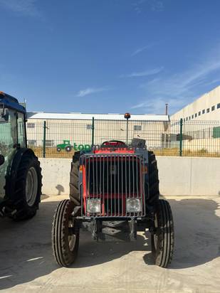 Tractor agrícola - Kubota - M6030F - ROPS