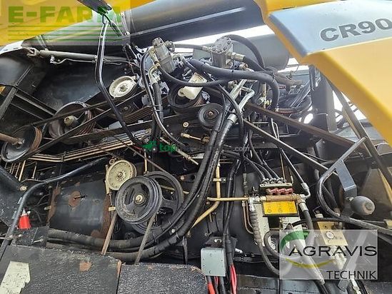 Cosechadora de Cereal - New Holland - cr 9080