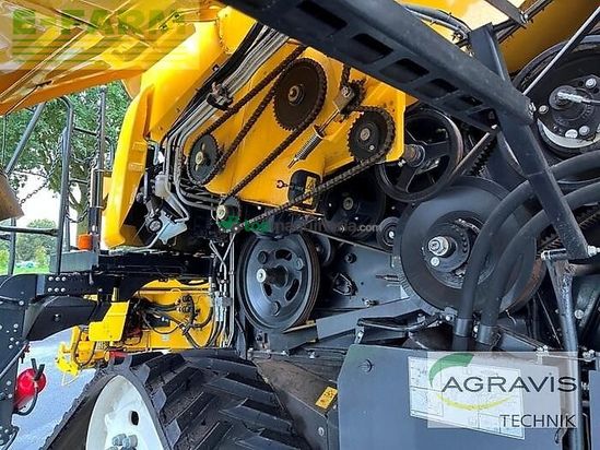 Cosechadora de Cereal - New Holland - cx 8.80 raupe
