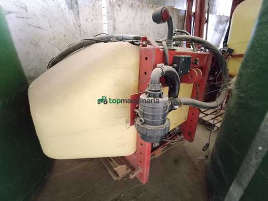 Pulverizador suspendido Hardi modelo Máster 1600 