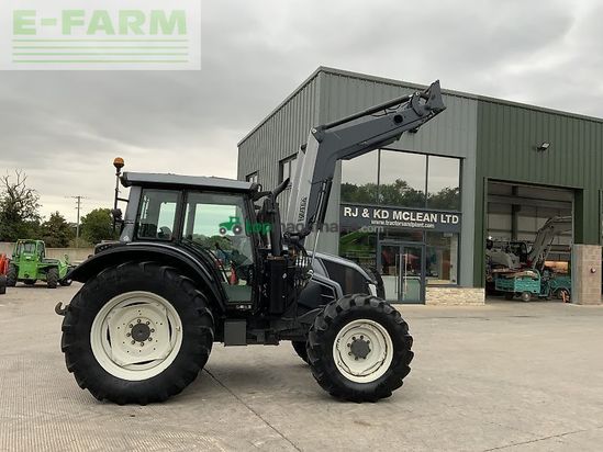 Tractor agrícola - Valtra - n113 hi tech tractor (st23833)