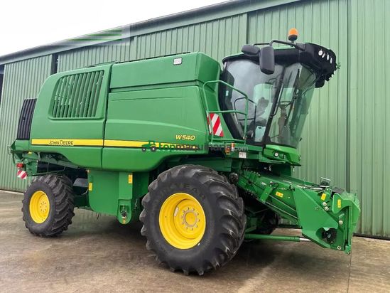 Cosechadora de Cereal - John Deere - w540