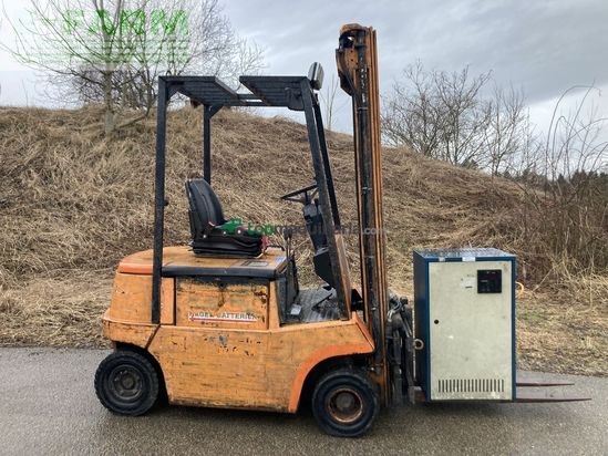 Elevadora - Still - r60 16