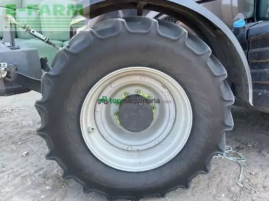 Tractor agrícola - Valtra - t235v