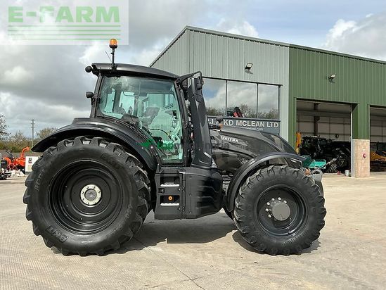 Tractor agrícola - Valtra - t194 versu unlimited (st26337)