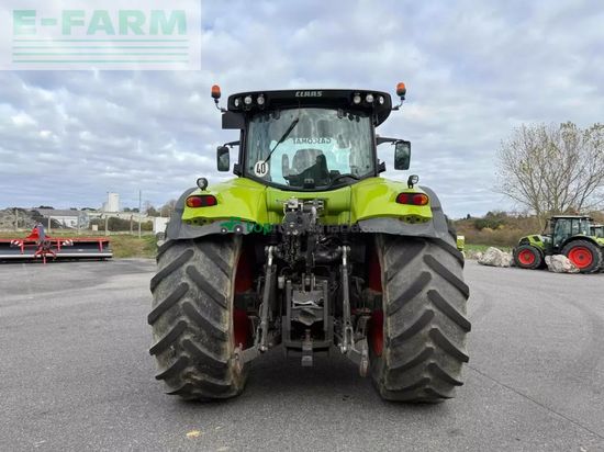 Tractor agrícola - Claas - axion 820 cis