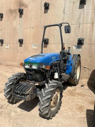 Tractor agrícola - New Holland - TN75