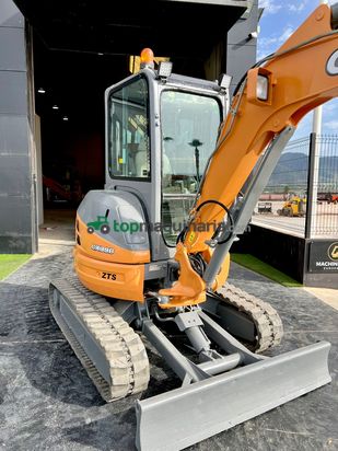 Excavadora Case CX39 B S-2