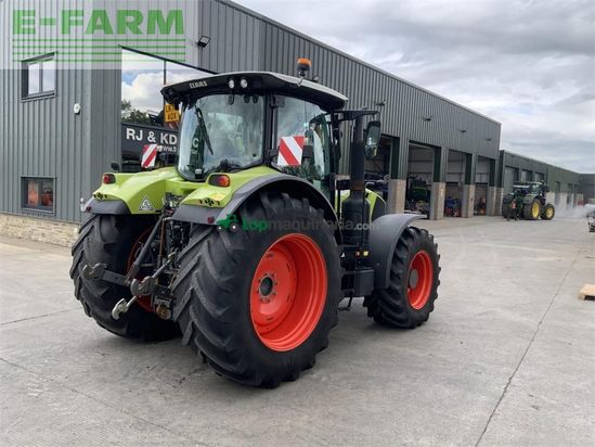 Tractor agrícola - Claas - 650 arion tractor (st25367)