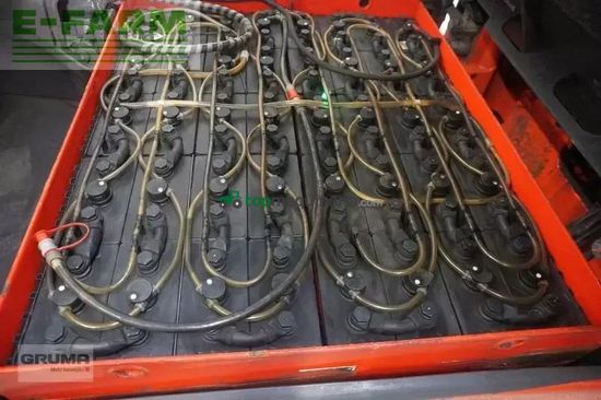 Elevadora - Linde - e 35 hl 387