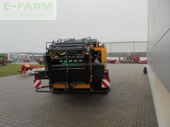 Empacadora gigant - New Holland - bb 1290 rc plus