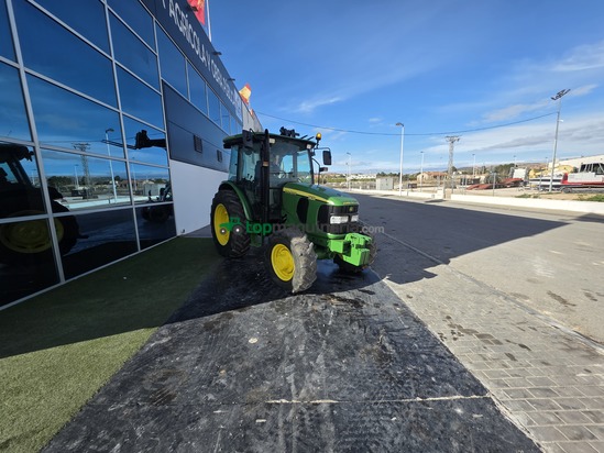 Tractor agrícola - John Deere - 5820