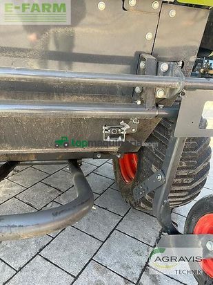 Empacadora gigant - Claas - rollant 540 rc