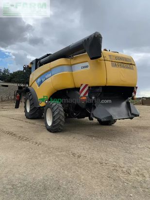 Cosechadora de Cereal - New Holland - cx 880 hd