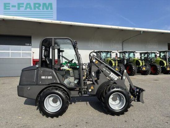 Minicargadora - Toyo - 839h