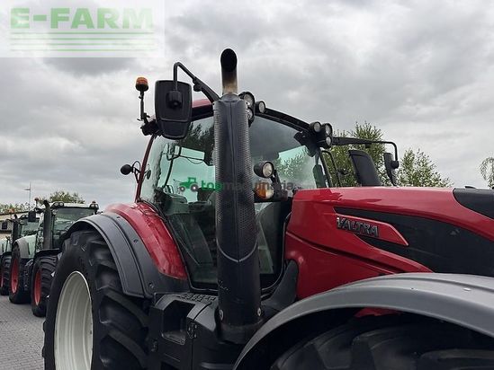 Tractor agrícola - Valtra - t234 versu Versu