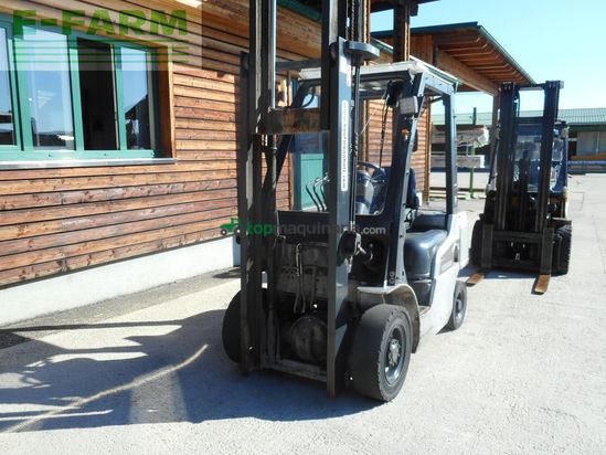 Elevadora - Nissan - y1f2a25 triplex 4,75m + ss + ls