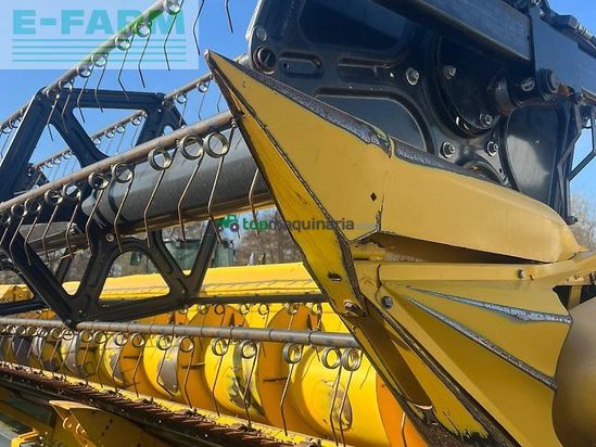 Cosechadora de Cereal - New Holland - cr 10.90