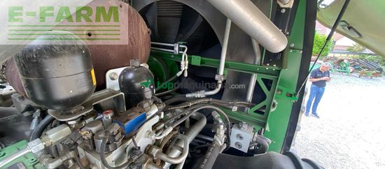 Cosechadora de Cereal - John Deere - 8300