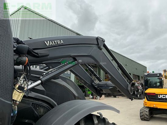 Tractor agrícola - Valtra - t174 active unlimited tractor (st25060)