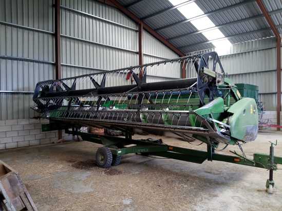 Cosechadora de Cereal - John Deere - 9560 cws