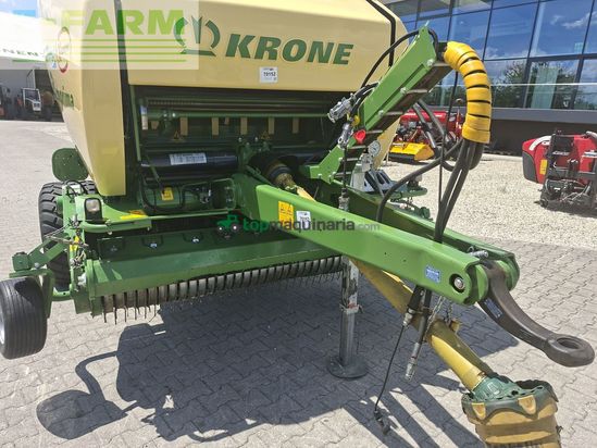 Empacadora gigant - Krone - comprima v 150 xc x-treme