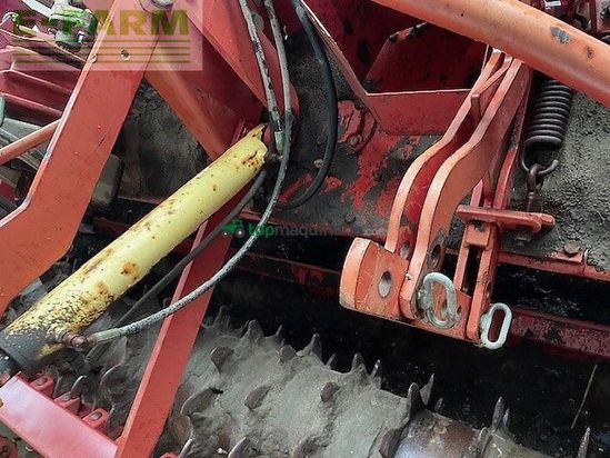 Grada rotativa - Lely - rottera 35-302 en packkerrol en hydraulische hef