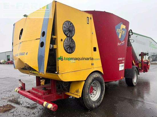 Remolqu esparcidor - AGM - mélangeuse automotrice aries ld plus 160 agm