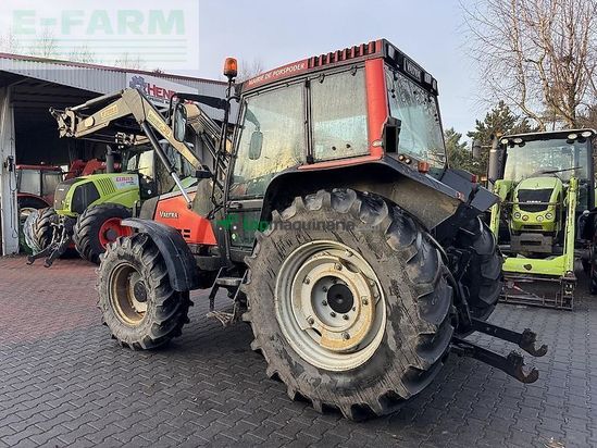 Tractor agrícola - Valtra - valmet 6200 + stoll robust f30