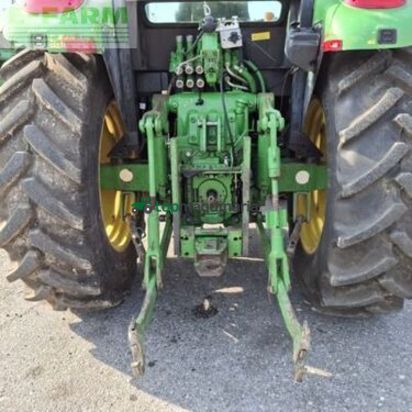 Tractor agrícola - John Deere - 5620