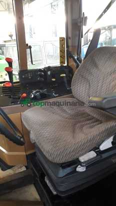 Tractor agrícola - John Deere 6800DT