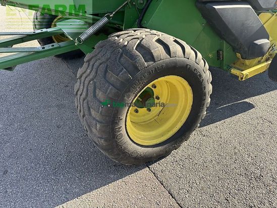 Empacadora gigant - John Deere - 592