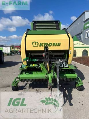 Empacadora gigant - Krone - comprima f 155 xc x-treme