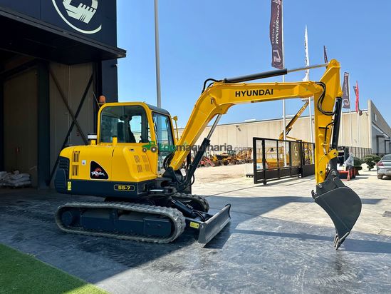 Excavadora Hyundai Robex 55-7. 