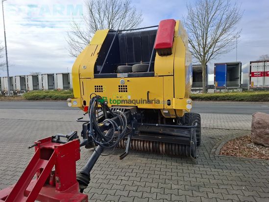 Empacadora gigant - New Holland - br 7070