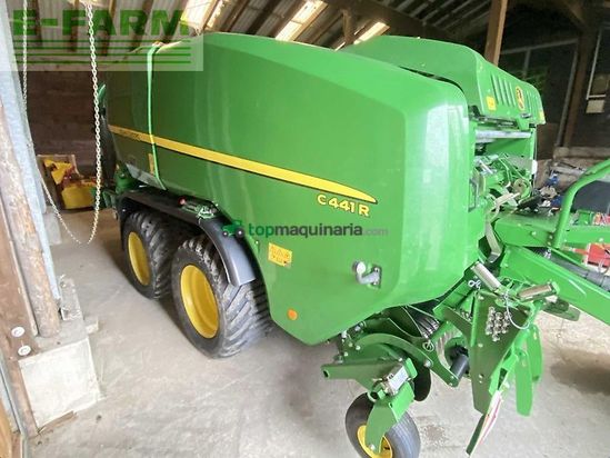 Empacadora gigant - John Deere - c441r folienbindung