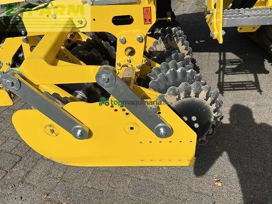 Sembradora - Bednar - omega oo 3000 l