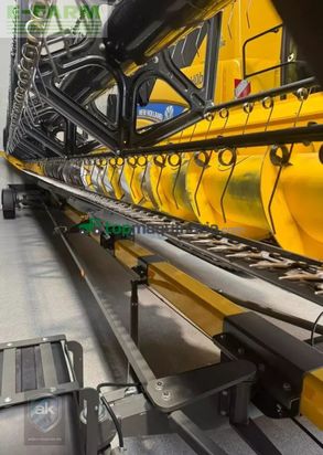 Cosechadora de Cereal - New Holland - cr10.90