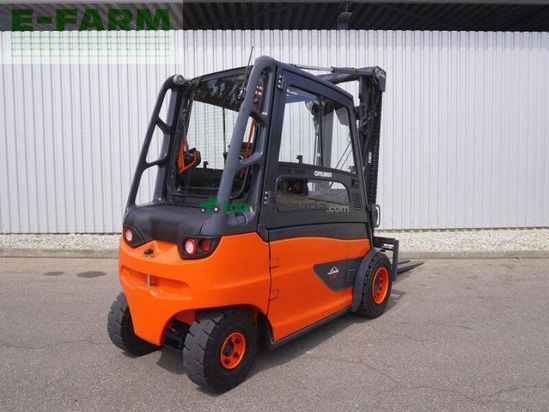 Elevadora - Linde - e 50/600 hl 388