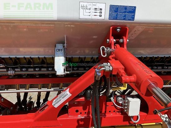 Sembradora - Pöttinger - lion 3040 + vitasem m 3000 add