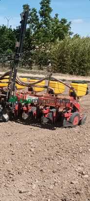 Sembradora Matermacc de 10 botes telescópica