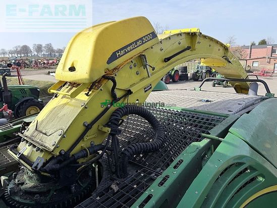Cosechadora de Cereal - John Deere - 8300