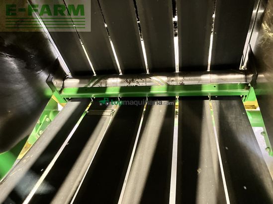 Empacadora gigant - John Deere - 550