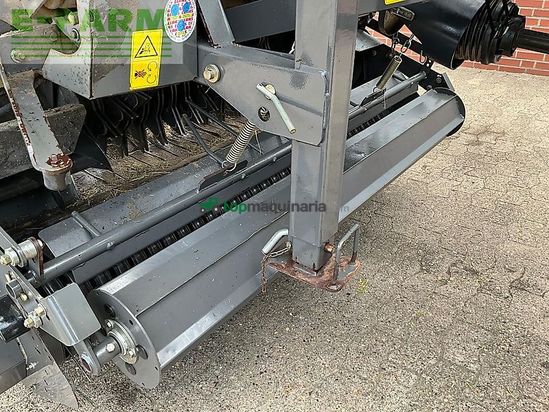 Empacadora gigant - Claas - variant 385 rc
