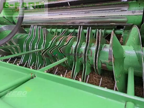 Empacadora gigant - John Deere - v461r