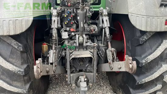 Tractor agrícola - Fendt - 826 vario med frontlift og frontpto