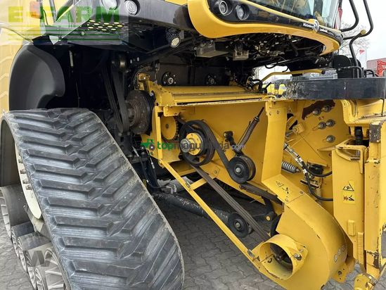 Cosechadora de Cereal - New Holland - cr 10.90